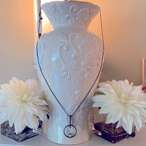 **NEW** Swarovski Crystal necklace